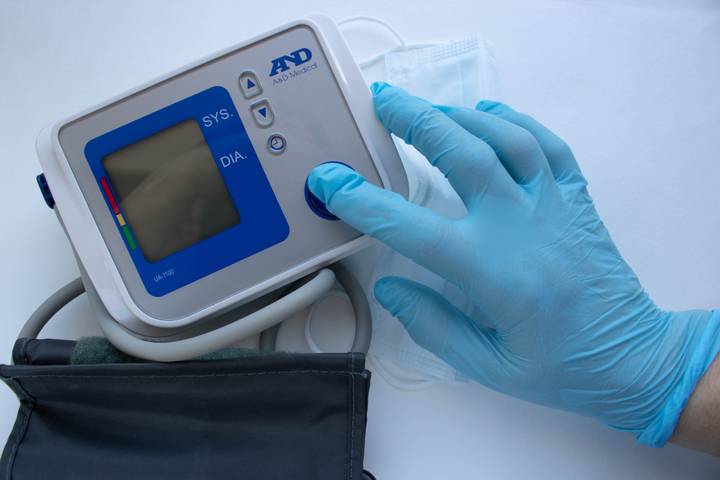 Blood pressure machine